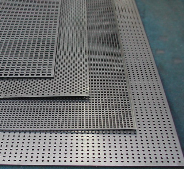 Нержавеющий перфорированный лист